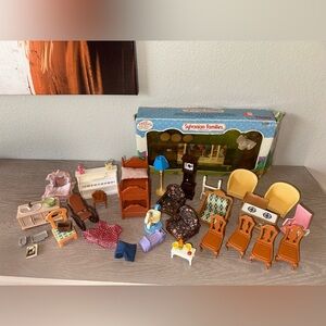 Calico Critters/Sylvanian Families Furniture & Pieces lot